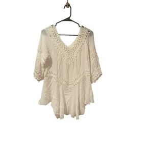 Flowy Ivory BOHO Crochet Top, Size Medium, Fits Size 8/10, B88, $28